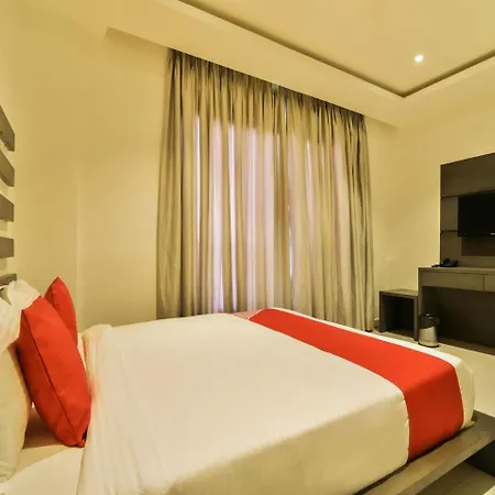 Hotel Collection O 30082 Baga Alchemy Creek